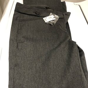 The limited exact stretch dress pants… NWT